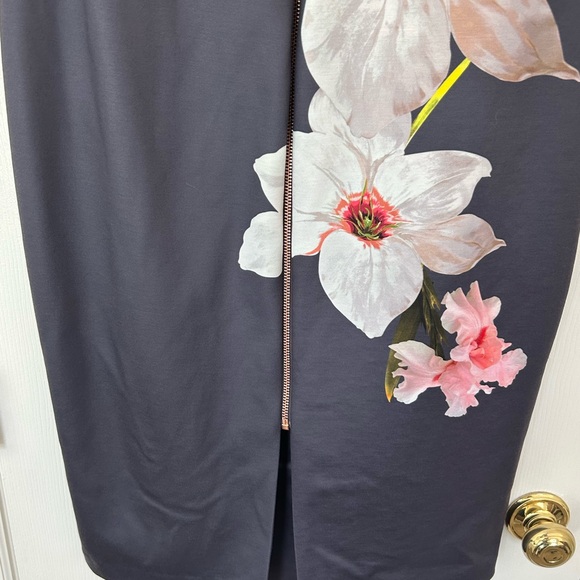 Ted Baker London Floral Dress Gray/Multi, US Size 8, Ted Baker Size 4 - Picture 6 of 11